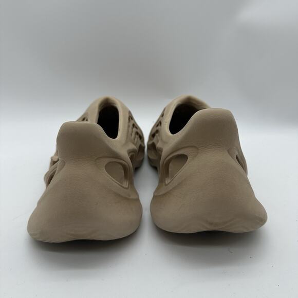 Mens Size 9 Adidas Yeezy Foam Runner Clay Taupe Slip On Casual Sandals - Picture 6 of 8